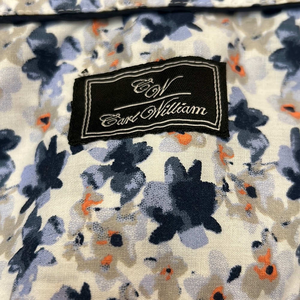 Carl Williams casual button down Tshirt